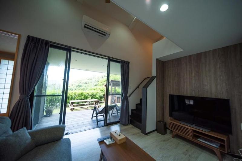 Tabinoteitaku Karstvilla Motobu Exterior foto